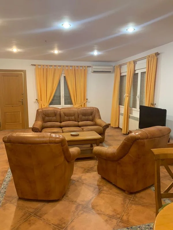 Casa rural reformada cerca de Zaragoza