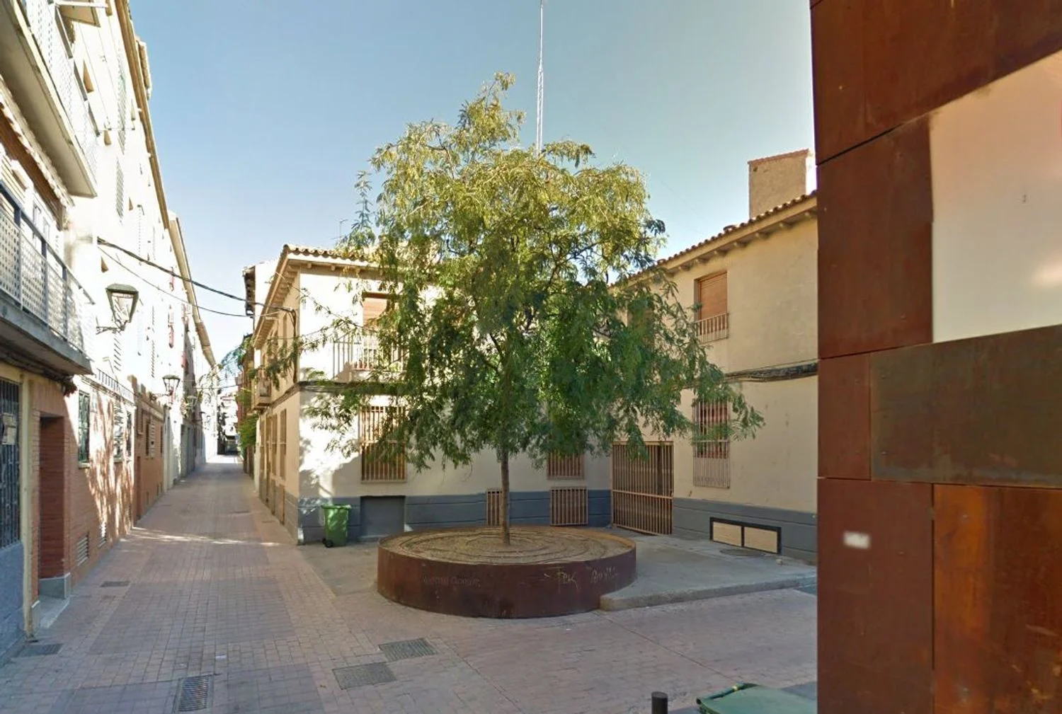 Edificio céntrico con cinco viviendas rentables