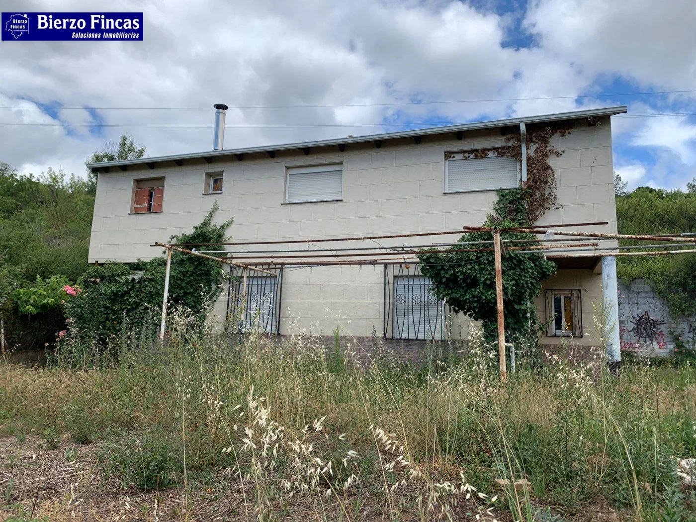 Casa para reformar cerca de Ponferrada, 3 dormitorios
