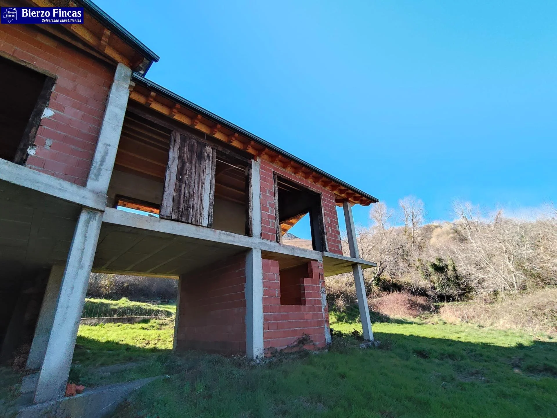 Rural house project with 260 m²