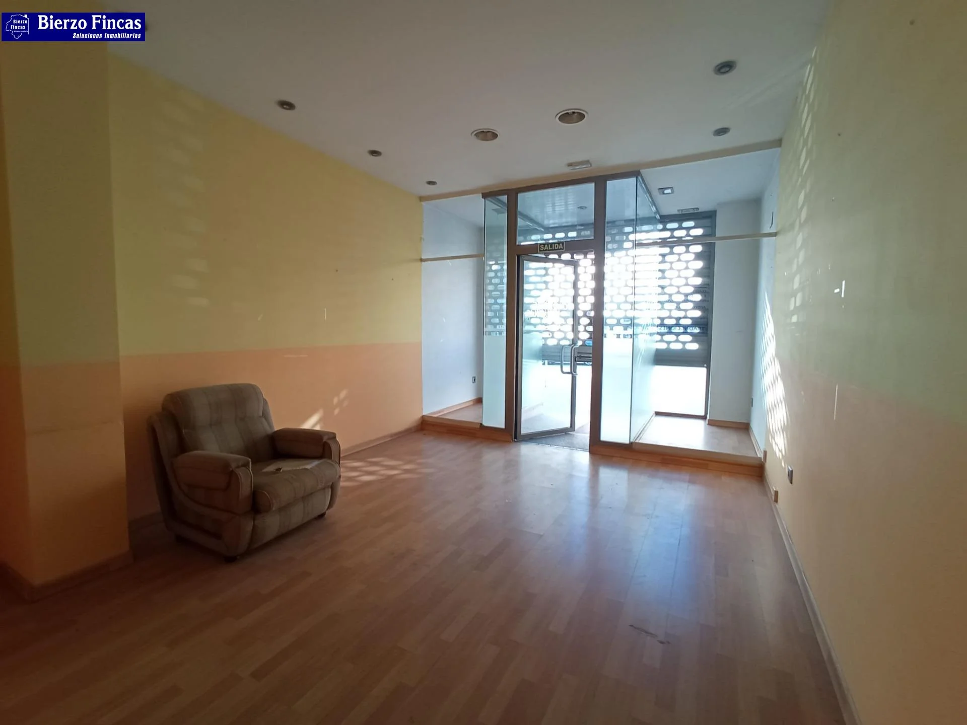 Commercial unit in Flores del Sil