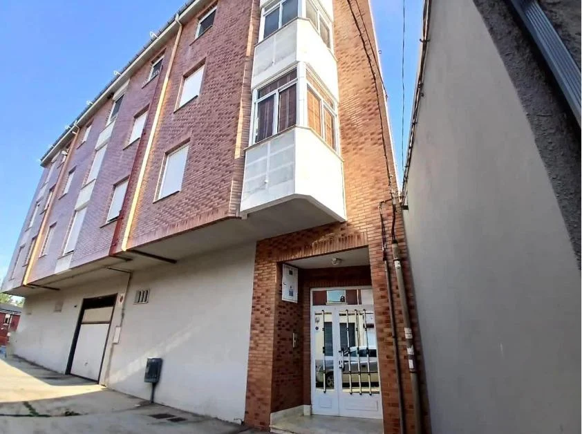 Piso listo para entrar, 95 m² y orientación sur