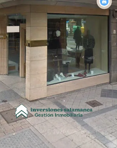 Local comercial esquinero de 150 m²