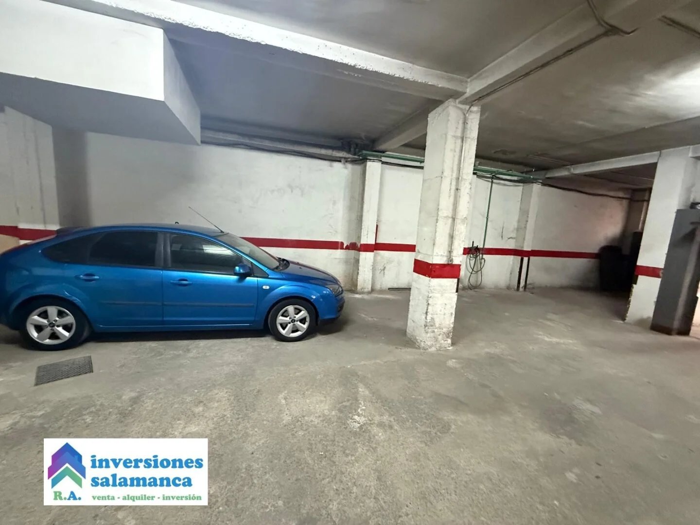 Street-level garage near Plaza Breton