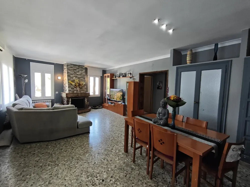 Piso luminoso en L’Escala, 108 m², terraza