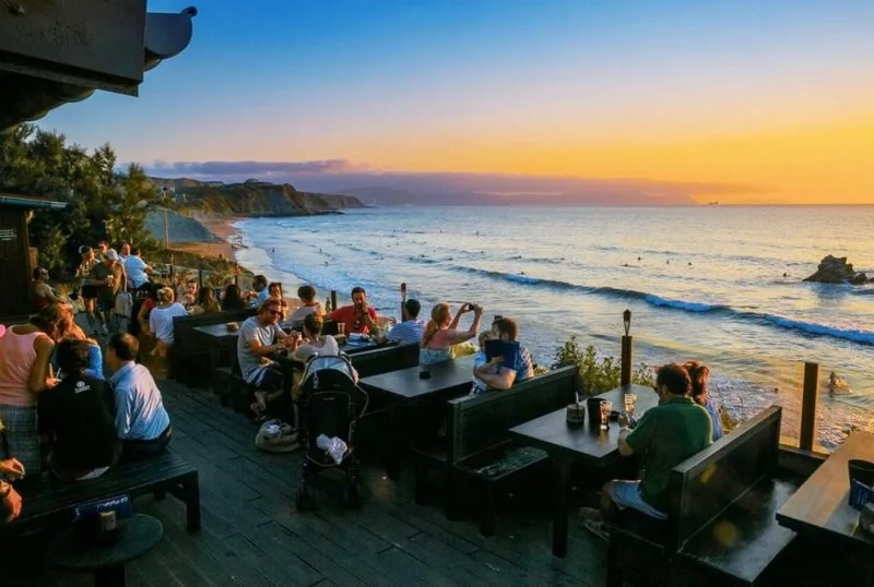 24-room hotel near La Antilla beach