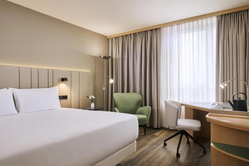 Hotel alquilado con 19.000 m²
