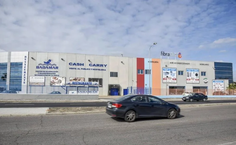 New 240 m² industrial warehouse