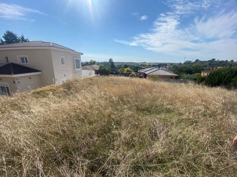Parcela de 1.430 m² en Las Vaguadas