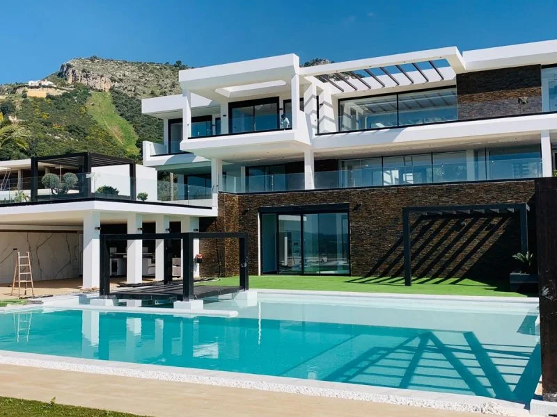 South-facing villa in Marbella Club