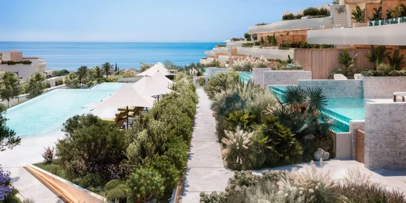 Seafront villa in Las Chapas, 376 m²