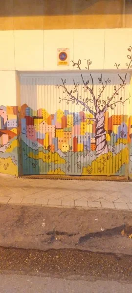Garaje cubierto para coche pequeño en Salamanca