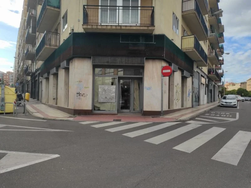 Campoamor commercial unit, 134 m²