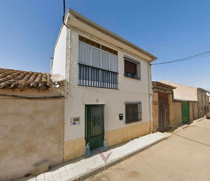 Casa independiente céntrica, 4 dormitorios