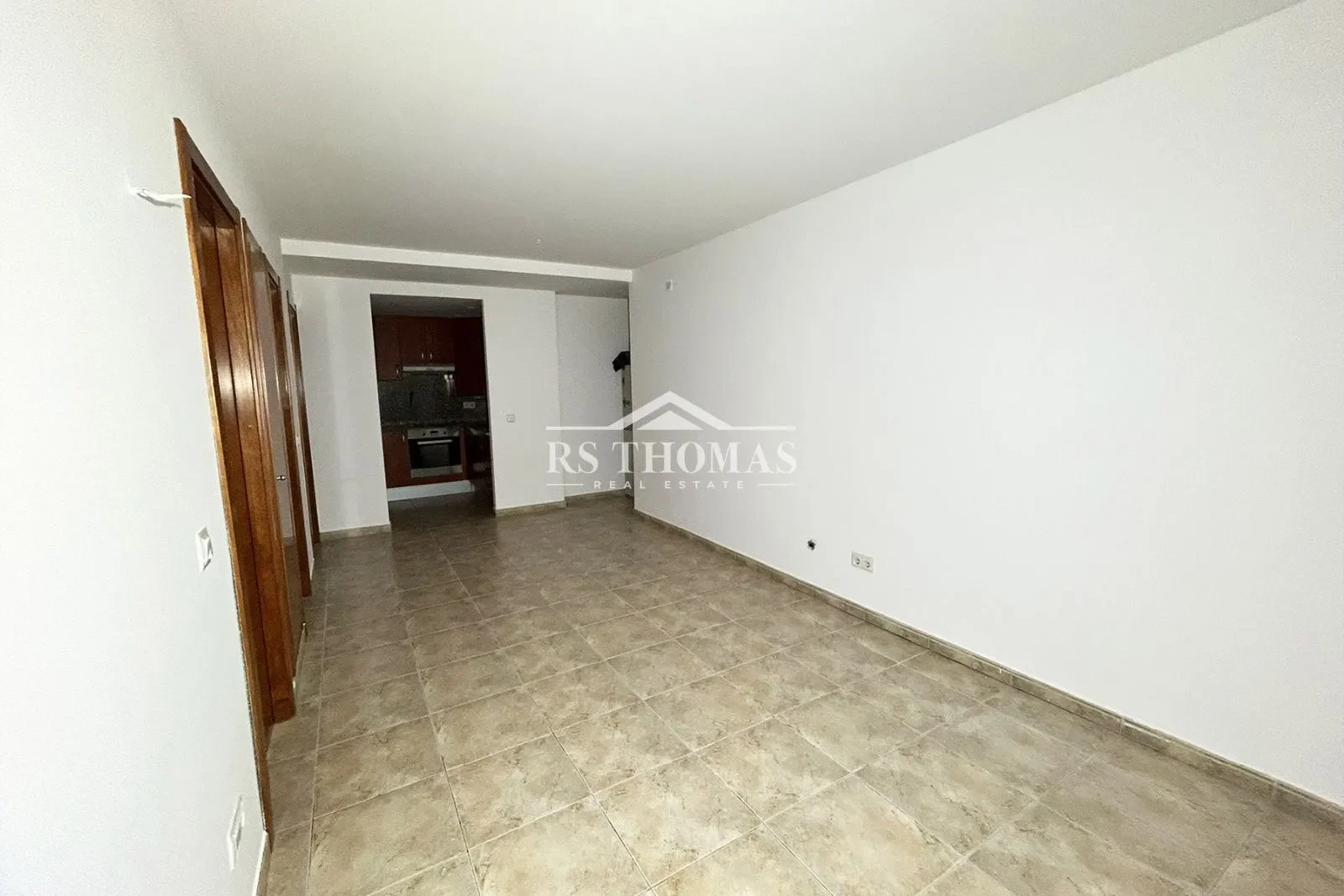 Apartamento de montaña con terraza y parking