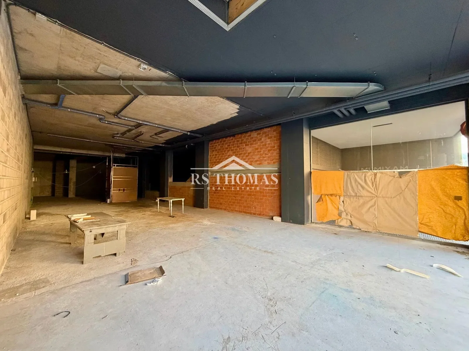 Prime 400 m² commercial unit