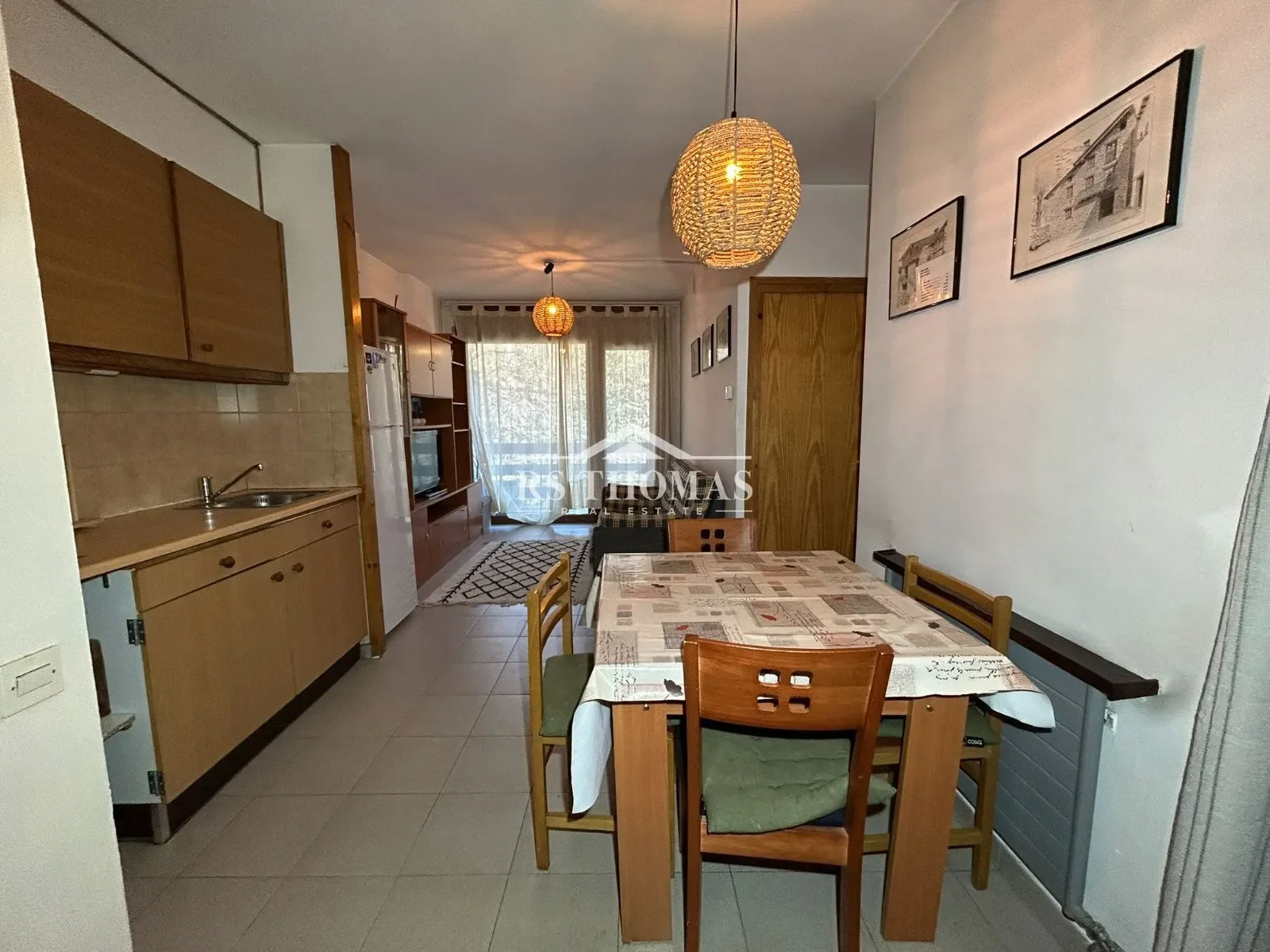 Furnished Canillo flat, 2-bedroom mountain base