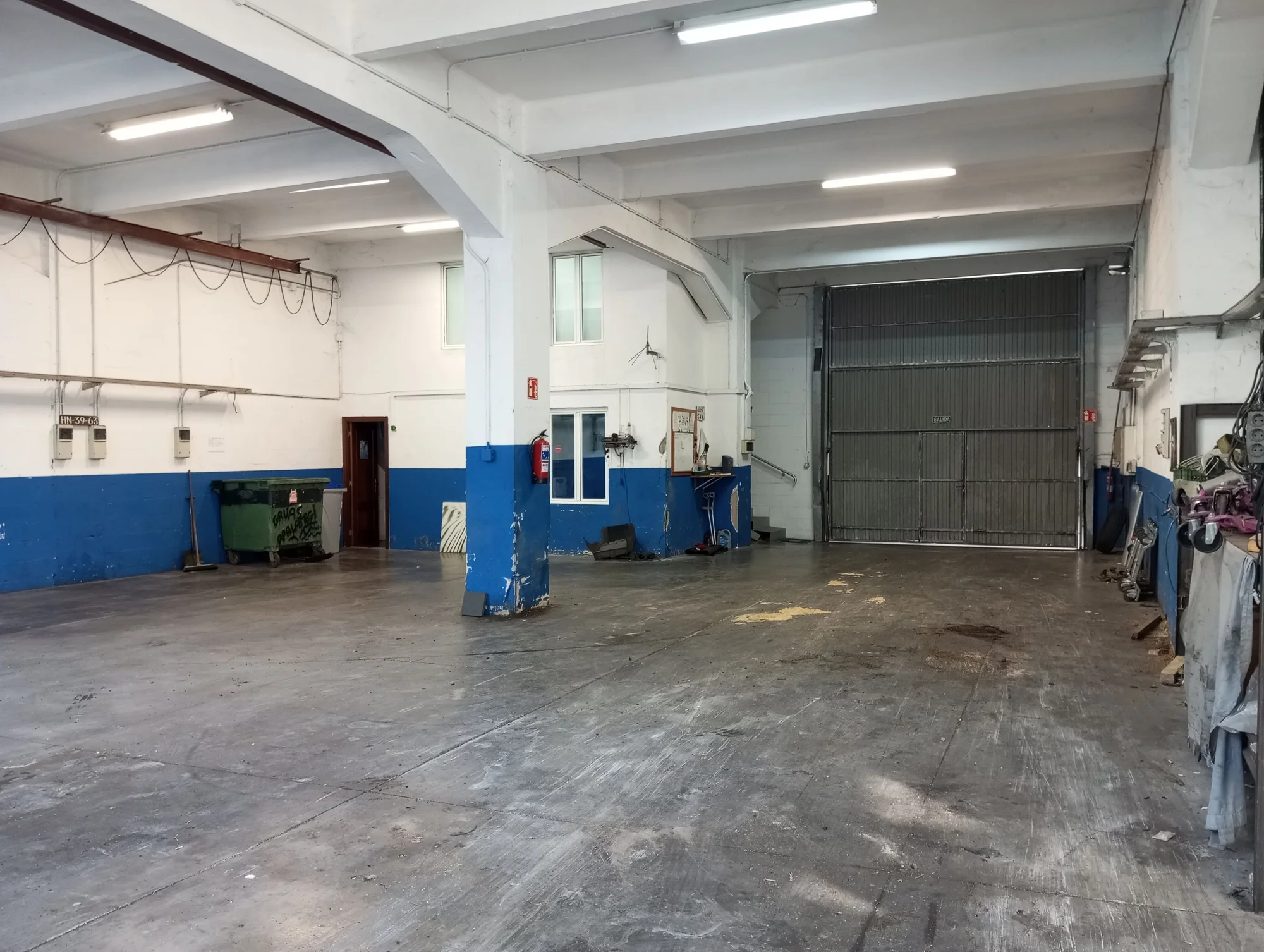 Industrial warehouse in Elgoibar, 250 m²