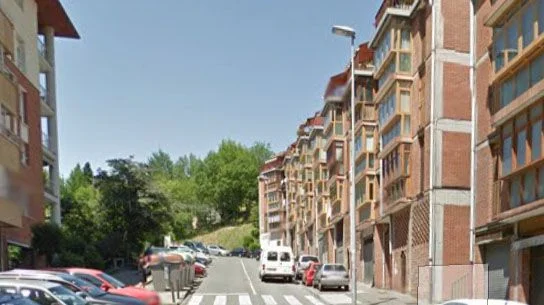 Local comercial en Larrea