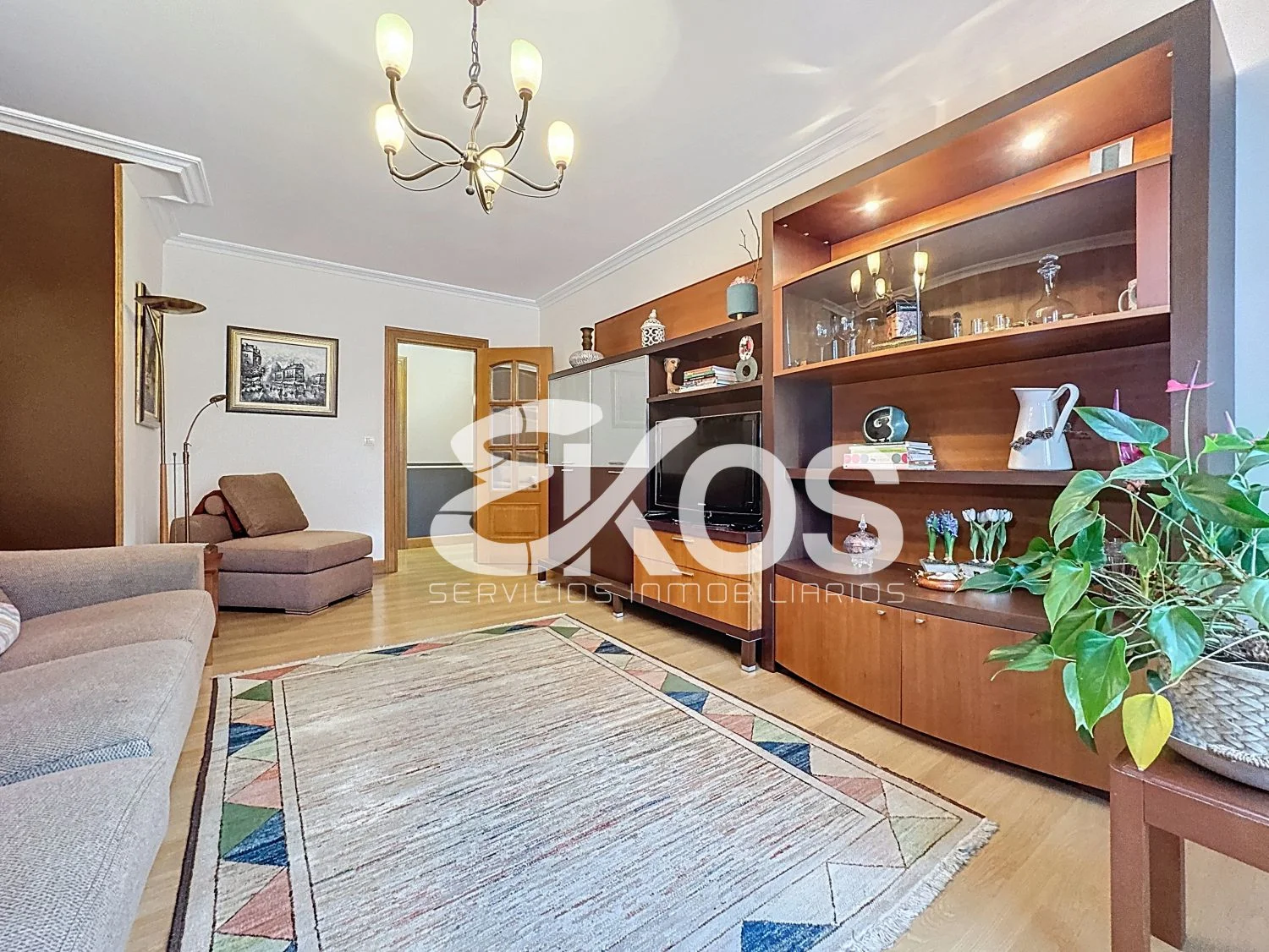 Central Eskoriatza flat, four bedrooms