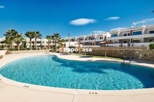 New Torrevieja flat, 103 m², resort