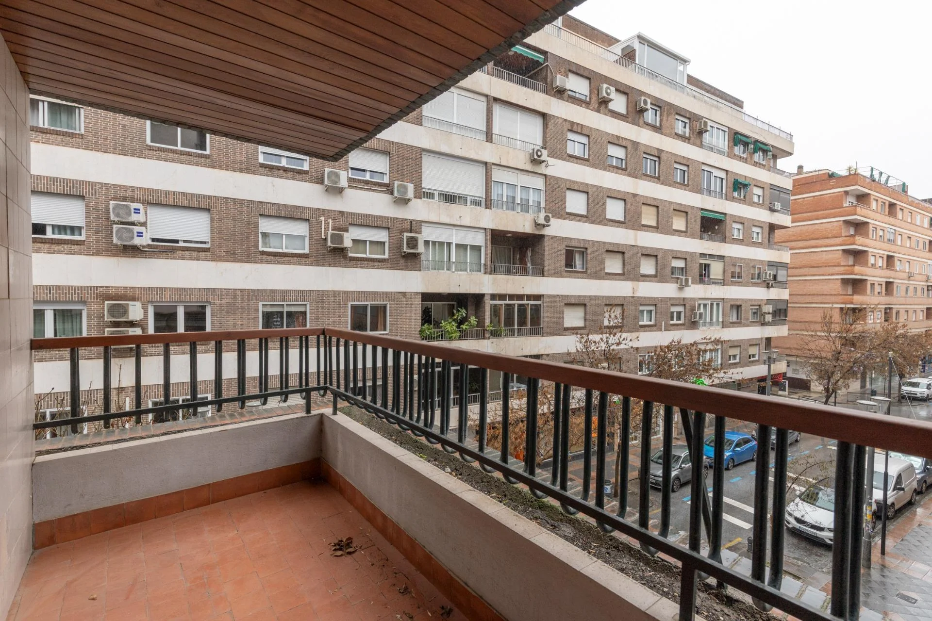 Piso céntrico en Granada con siete estancias