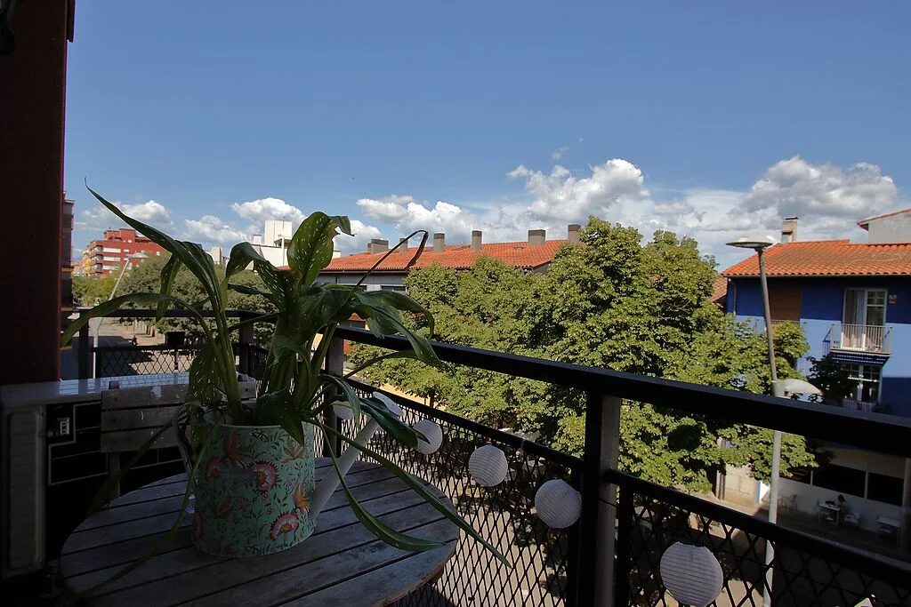 Exterior Girona flat, 2 bedrooms