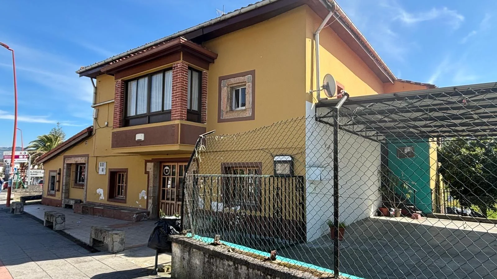 Edificio independiente en Rasines, 421 m²
