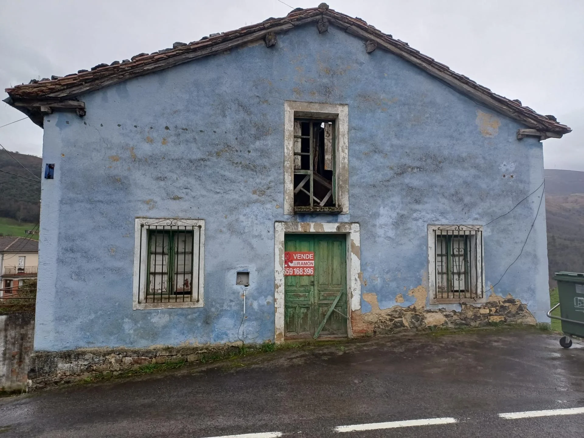 Casa de piedra con parcela de 524 m²