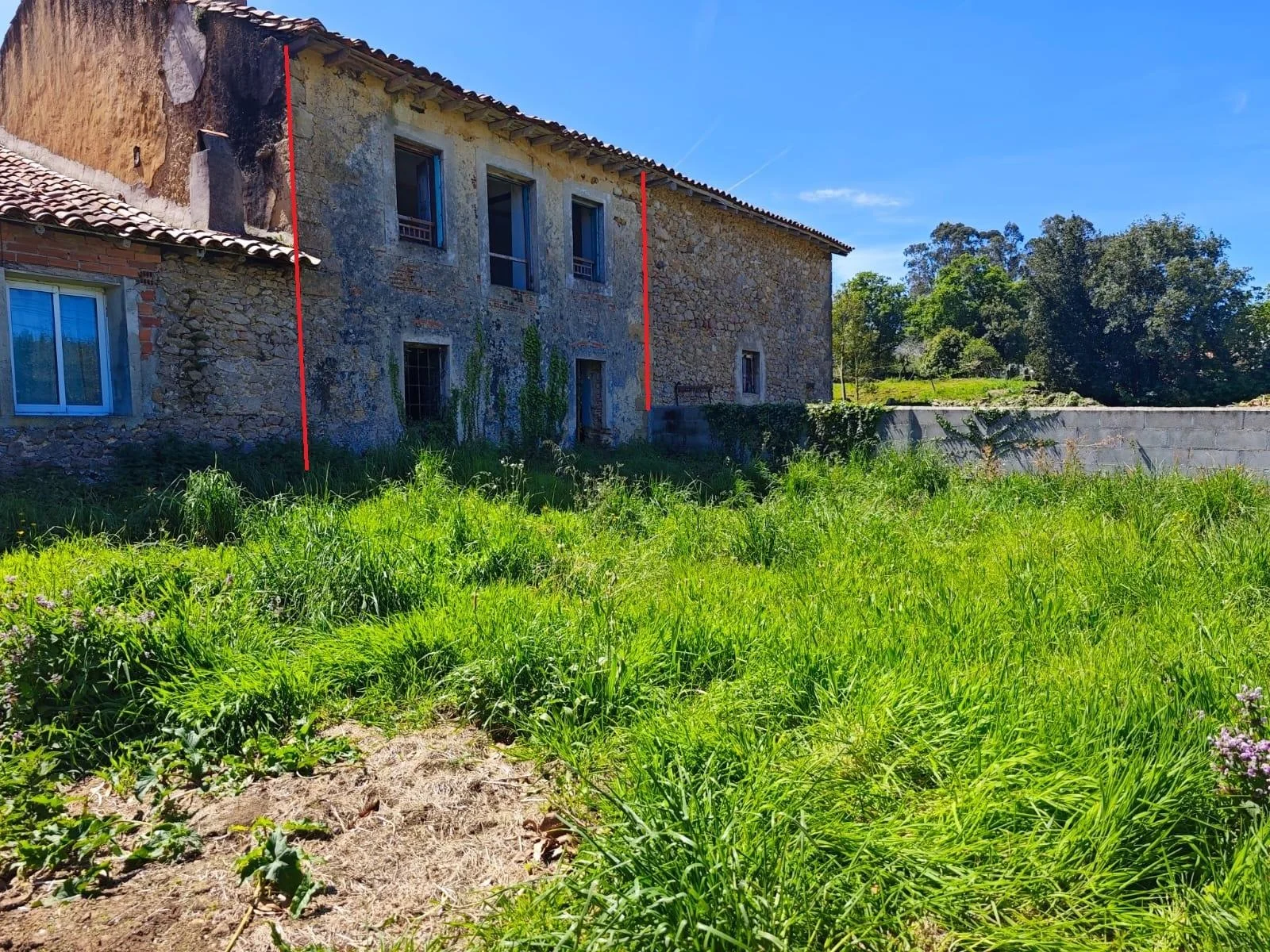 Casa para reformar con jardín de 175 m²