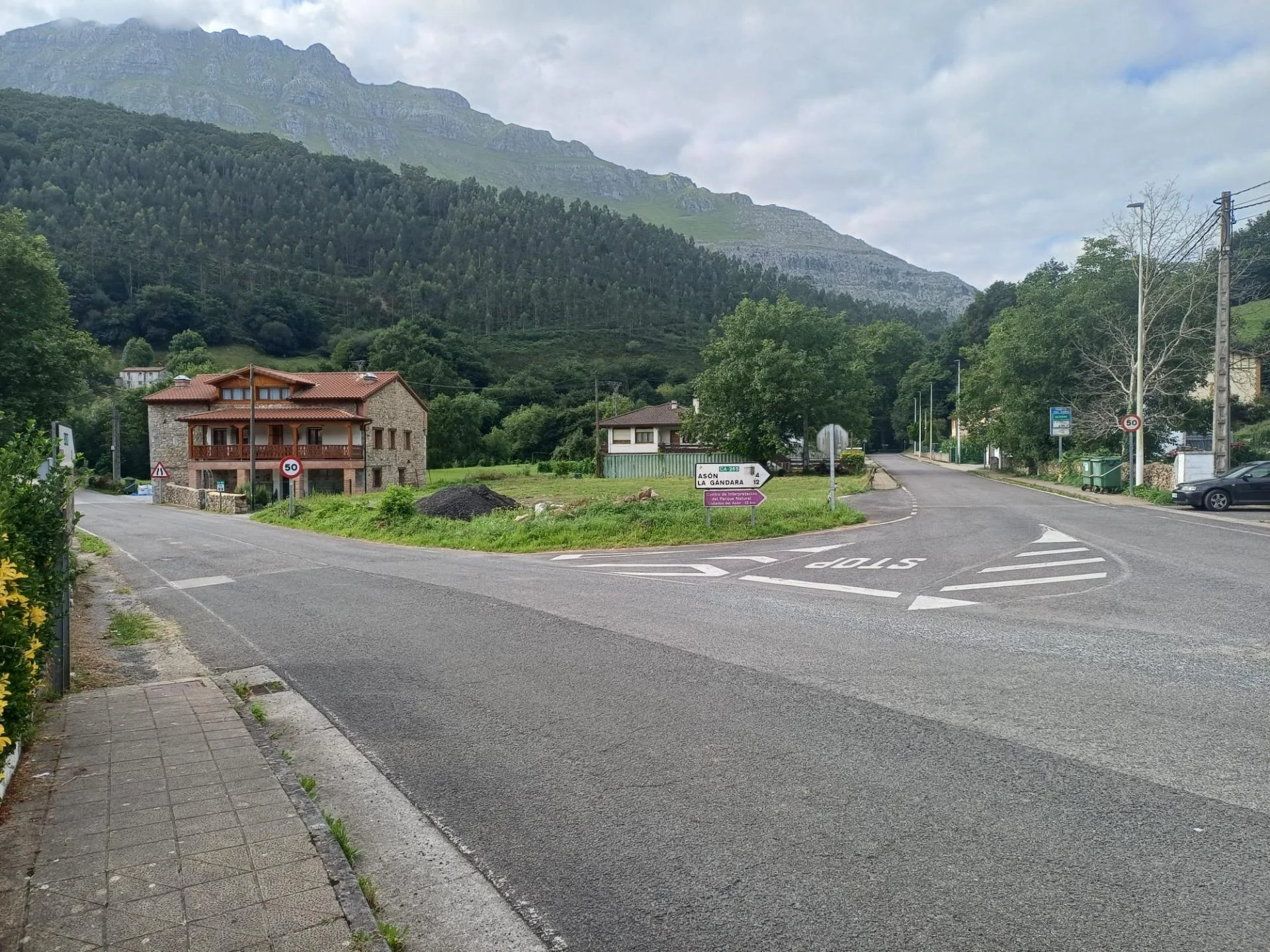 Parcela urbana en Arredondo, 1.315 m²