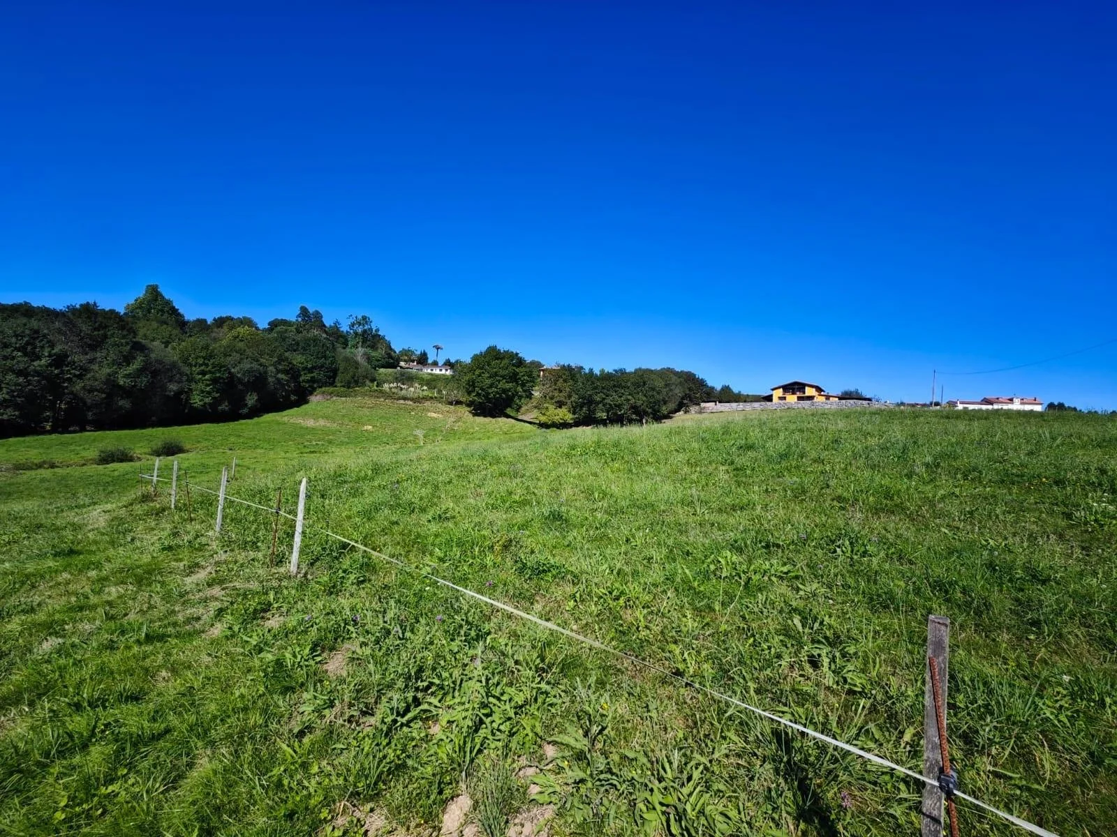 Developable land near Udías coast