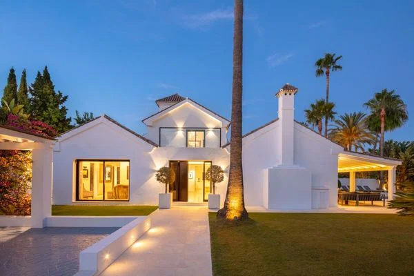 Chalet de lujo en Marbella con piscina privada