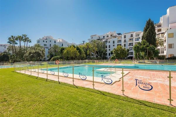 Two-bedroom flat in Puerto Banús