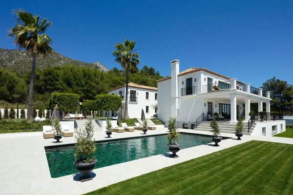Luxury Sierra Blanca villa, six bedrooms