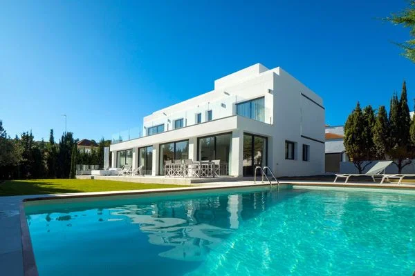 Villa nueva en Marbella, 5 dormitorios