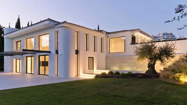 Renovated golf-front villa, 4 bedrooms