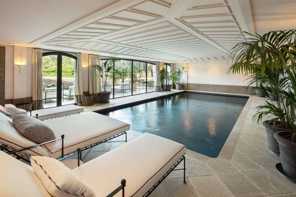 Villa de lujo en Marbella, finca de 16 dormitorios