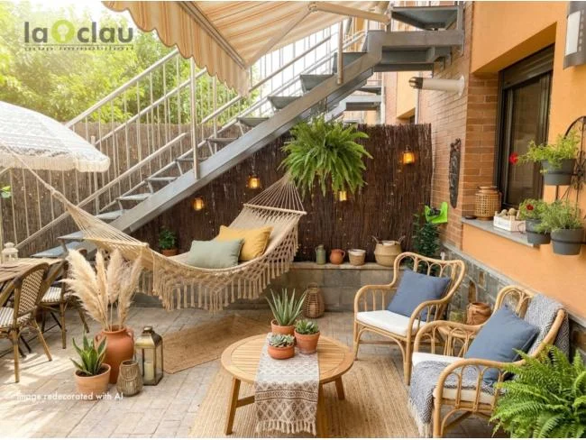 Casa de cuatro habitaciones en Vic con jardín