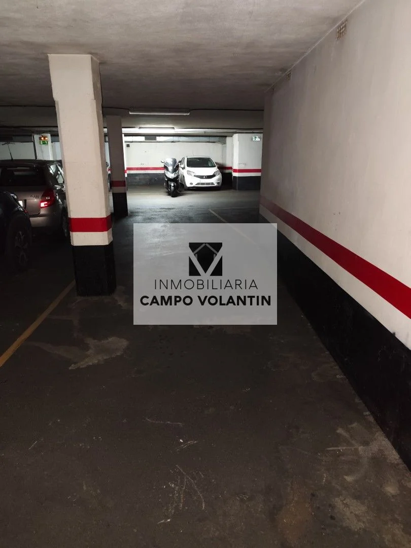 Double garage in Sarriko for cars
