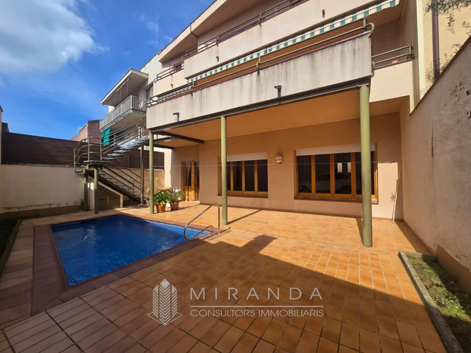 Spacious La Garriga flat, four bedrooms