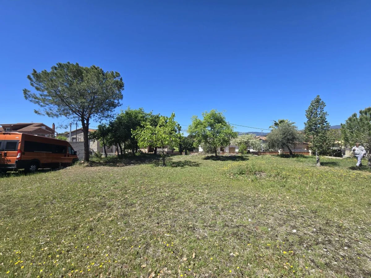 Flat Can Lledó plot, 1,048 m²
