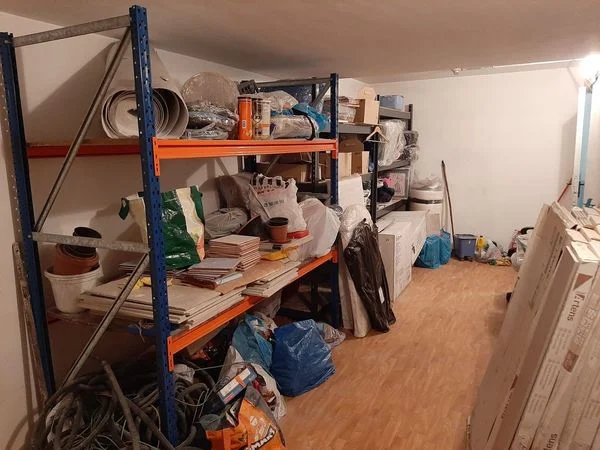 19 m² storage unit in Castro