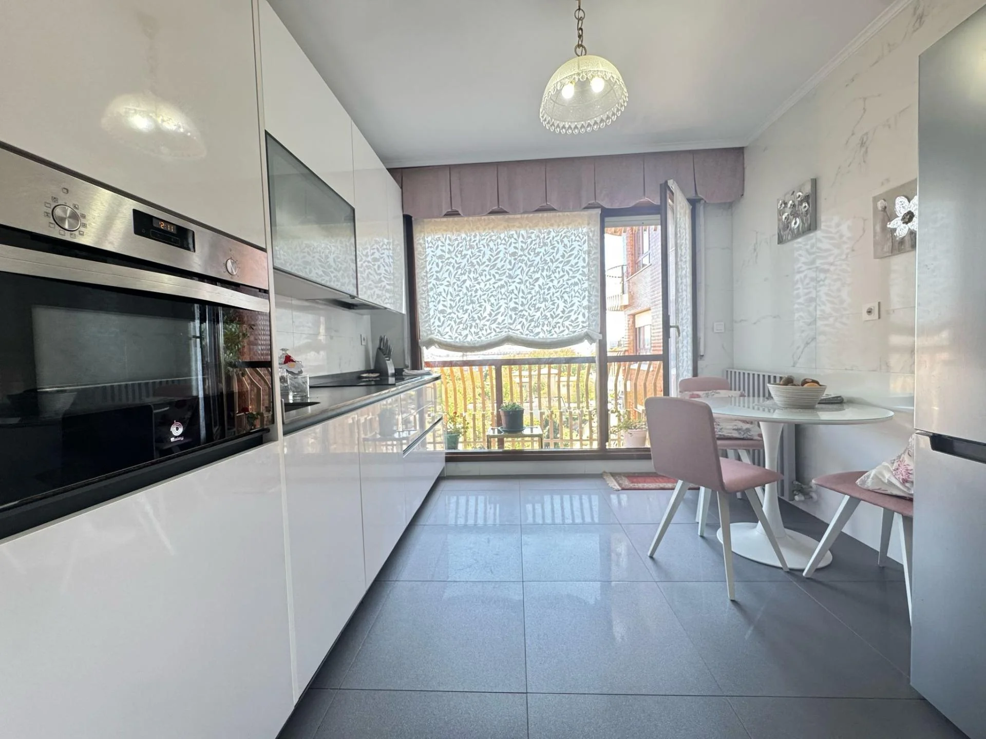 Renovated Portugalete flat, Abra views