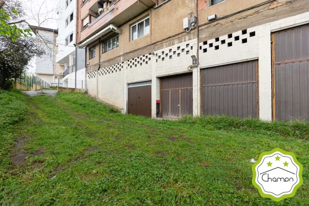 City warehouse in Gallarta, 133 m²