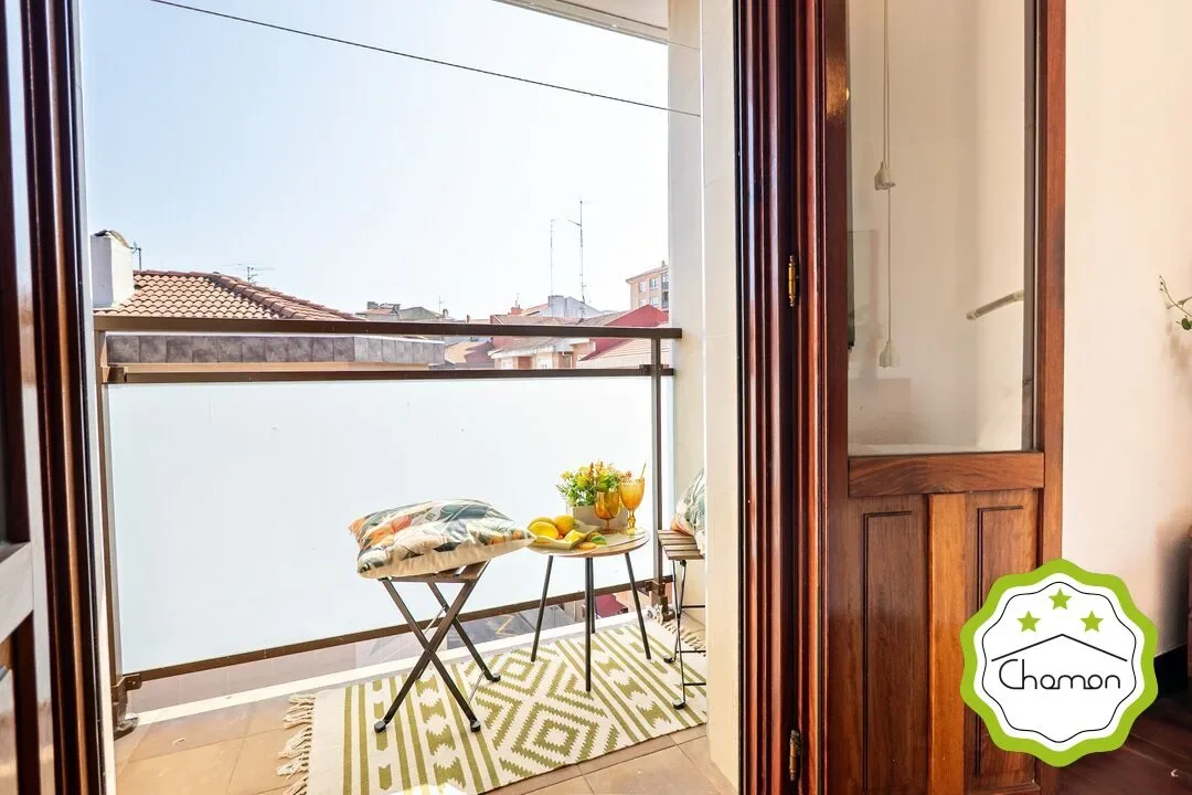 Top-floor Portugalete flat with lift