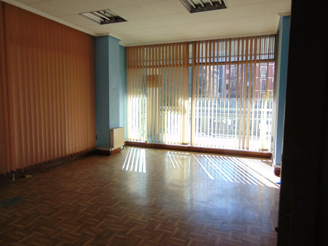 Bright Urkizu commercial unit, 60 m²
