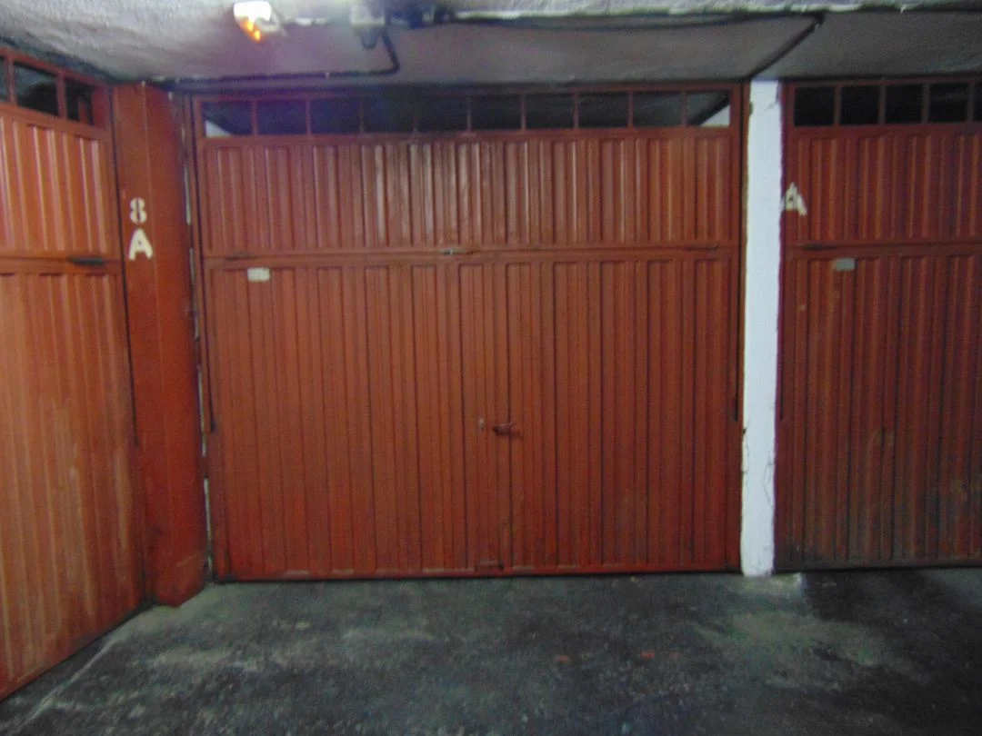 Closed garage in Ipurua, 11.9 m²
