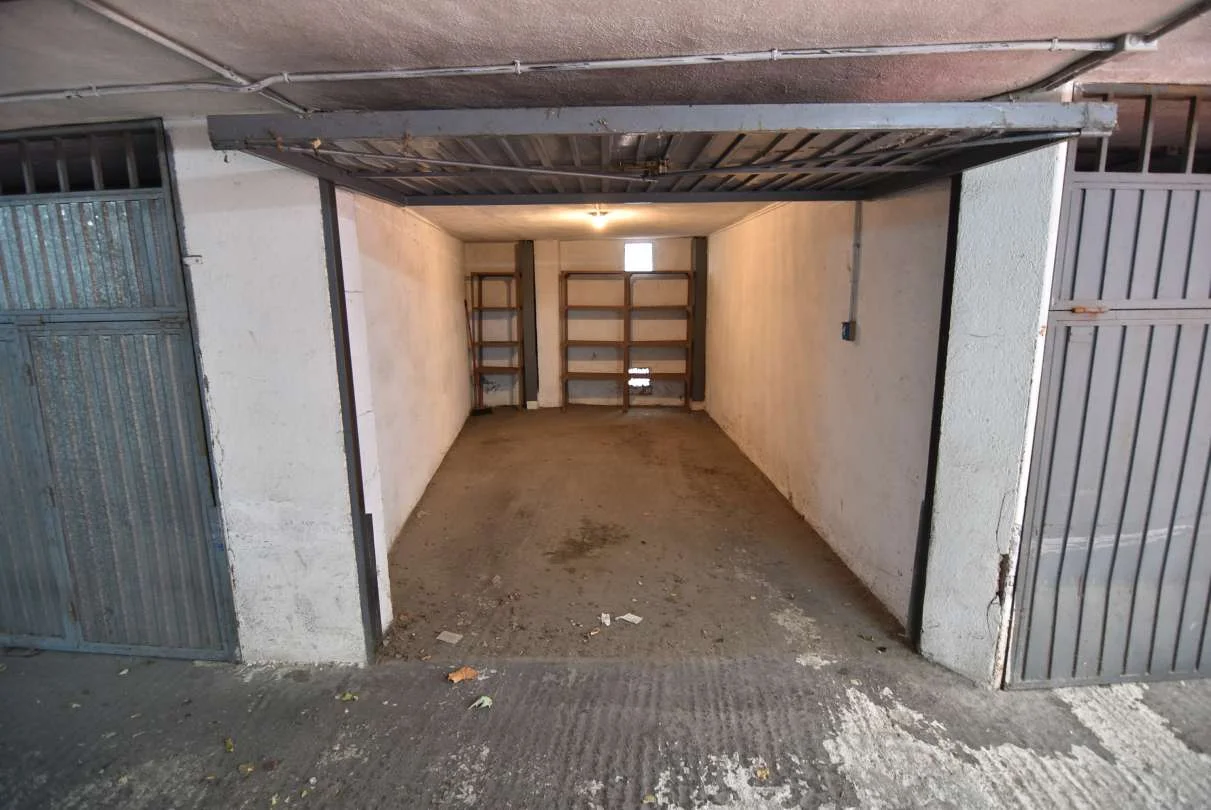Garaje cerrado en Eibar, 17 m²