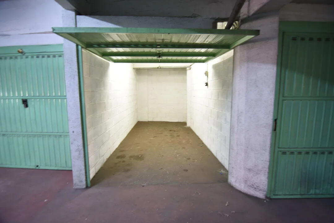 Garaje cerrado de 11 m² en Urkizu